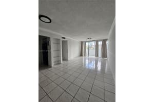 840 Nw 87th Ave 406, Miami