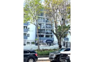2715 Tigertail Ave 203, Coconut Grove
