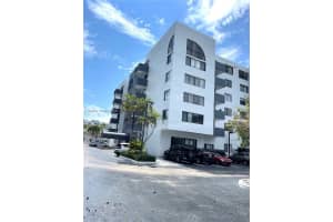2715 Tigertail Ave APT 203, Coconut Grove, FL 33133, - MLS#A11988206