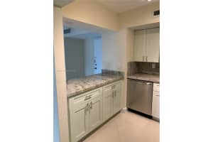 2715 Tigertail Ave APT 203, Coconut Grove, FL 33133, - MLS#A11988206