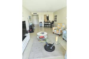 601 Three Islands Blvd 511 Hallandale Beach, FL 33009 - MLS#A11988230