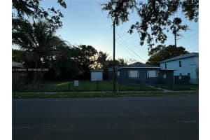 214 SW 1st Ave, Dania Beach, FL 33004, - MLS#A11988254