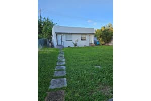 1437 NE 110th Terrace #4, Miami, FL 33161, - MLS#A11988273