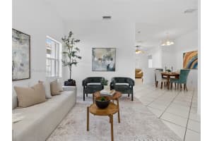 4317 Willow Ridge Dr Weston, FL 33331 - MLS#A11988283