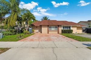 7821 Sw 148th Ave 2 Miami, FL 33193 - MLS#A11988286