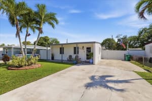 3140 Nw 97th St Miami, FL 33147 - MLS#A11988312