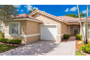 677 NW 129th Way, Pembroke Pines, FL 33028, - MLS#A11988323