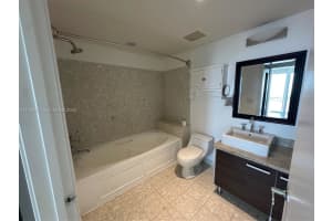 185 Sw 7th St 3210 Miami, FL 33130 - MLS#A11988333