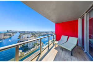 2600 E Hallandale Beach Blvd T3103 Hallandale Beach, FL 33009 - MLS#A11988346