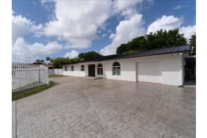 3345 Sw 109th Ct Miami, FL 33165 - MLS#A11988369