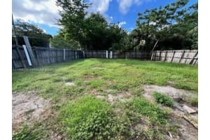 1220 Nw 3rd Ct 0 Fort Lauderdale, FL 33311 - MLS#A11988370