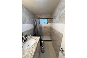 1450 Ne 170th St 306 North Miami Beach, FL 33162 - MLS#A11988401