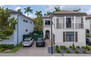 8115 Nw 48th Ter, Doral 8115 Nw 48th Ter, Doral