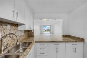 6900 Bay Dr APT 7E, Miami Beach, FL 33141, - MLS#A11988445