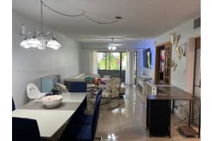 301 N Pine Island Rd APT 156, Plantation, FL 33324, - MLS#A11988471