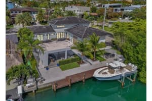 12885 Bayshore Dr , North Miami, FL 33181 - MLS#A11988498