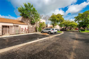 1172 122nd Ter , Pembroke Pines, FL 33026 - MLS#A11988500