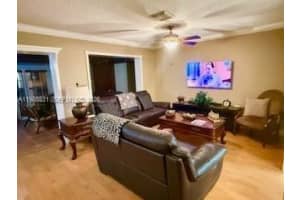 16236 Sw 100th Ter Miami, FL 33196 - MLS#A11988531