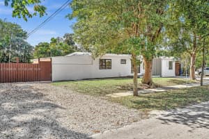 1600 Sw 9th St Fort Lauderdale, FL 33312 - MLS#A11988538