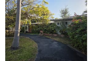 6005 Sw 64th Pl, South Miami