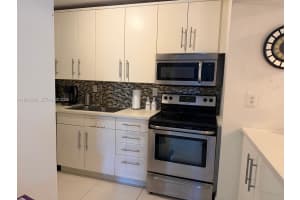 468 Ne 206th Ln 102 Miami, FL 33179 - MLS#A11988580