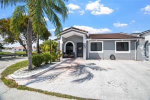 7695 Nw 178th Ter 1, Hialeah