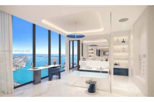 300 Biscayne Blvd , Miami, FL 33132 - MLS#A11988597