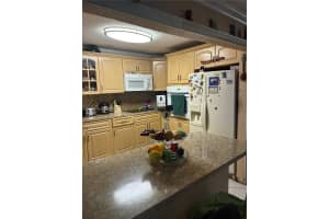 2530 W 60th Pl 103-17 Hialeah, FL 33016 - MLS#A11988601