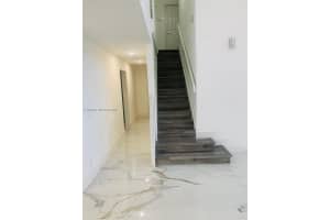 9454 Nw 8th Cir Plantation, FL 33324 - MLS#A11988613