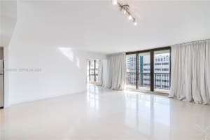 1800 Collins Ave APT 8C, Miami Beach, FL 33139, - MLS#A11988616