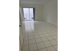 2750 W 76th St 208 Hialeah, FL 33016 - MLS#A11988623