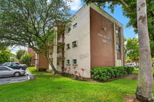 7000 Nova Dr , Davie, FL 33317 - MLS#A11988633