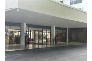 10000 W Bay Harbor Dr Ph4 Bay Harbor Islands, FL 33154 - MLS#A11988655