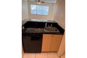 550 S Park Rd 24-8 Hollywood, FL 33021 - MLS#A11988689