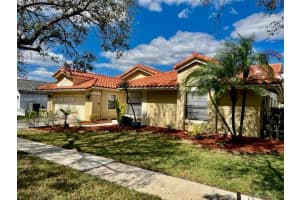 10601 18th Ct , Plantation, FL 33322 - MLS#A11988713