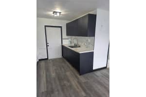 636 Nw 14th Ter 1 Fort Lauderdale, FL 33311 - MLS#A11988714