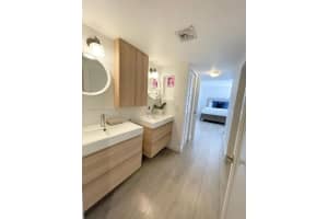 101 Ocean Lane Dr 304 Key Biscayne, FL 33149 - MLS#A11988777