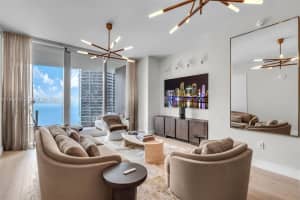 300 Biscayne Boulevard Way 2605w, Miami