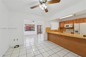 9585 Sw 1st Ter Miami, FL 33174 - MLS#A11988788