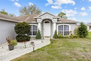 3990 Sw Halcomb St, Port Saint Lucie
