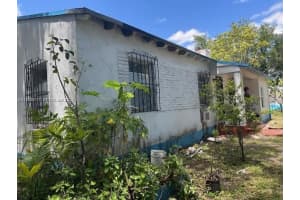 8250 NE 4th Ave, Miami, FL 33138, - MLS#A11988817