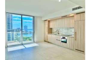 77 SE 5th St #1615, Miami, FL 33131, - MLS#A11988818