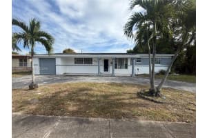 660 Sw 30th Ter 0 Fort Lauderdale, FL 33312 - MLS#A11988873