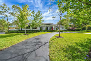 10705 128th Ter , Miami, FL 33176 - MLS#A11988908