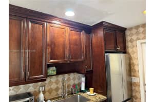 1211 Ne 27th Ave Pompano Beach, FL 33062 - MLS#A11988920