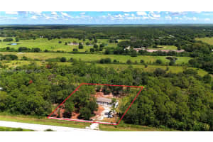 881 Woodland Blvd , Clewiston, FL 33440 - MLS#A11988930