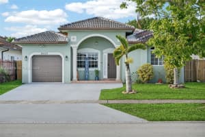 14490 Sw 180th St, Miami 14490 Sw 180th St, Miami