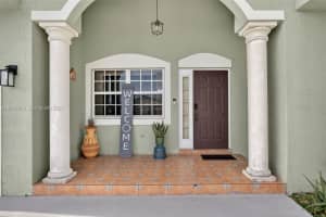 14490 180th St , Miami, FL 33177 - MLS#A11988979