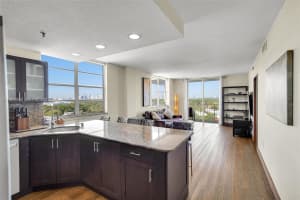 2829 Indian Creek Dr 1102 Miami Beach, FL 33140 - MLS#A11988992