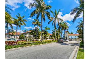 6011 Woods Edge Cir , Riviera Beach, FL 33410 Sold 06/18/26